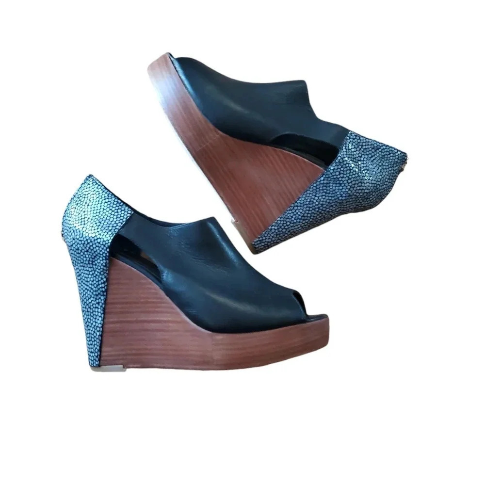 Rebecca Minkoff womans open toe wedge shoes, size 8